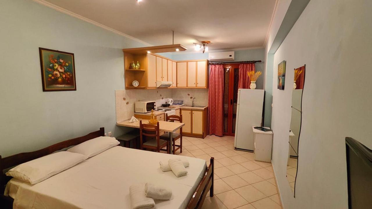 Green Studio Apartman Argosztóli Kültér fotó