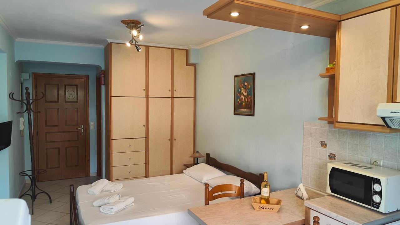 Green Studio Apartman Argosztóli Kültér fotó